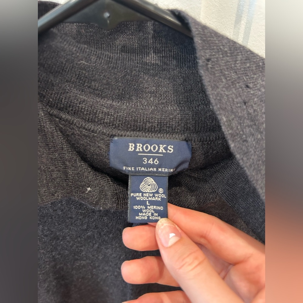 Brooks Pullover - image 4